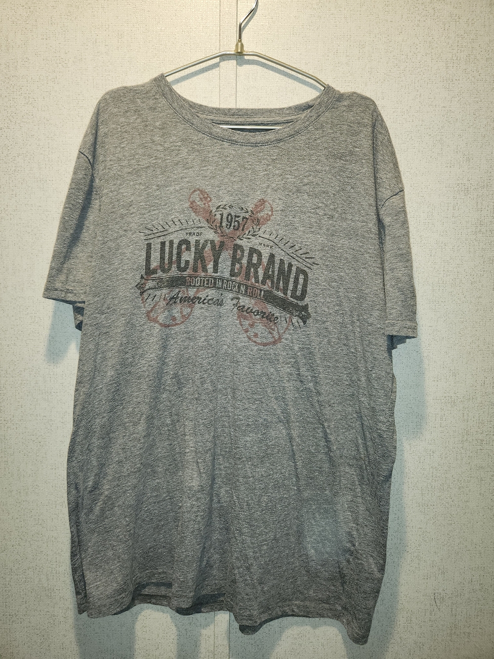 Lucky Brand Gray Short Sleeve Graphic Tee